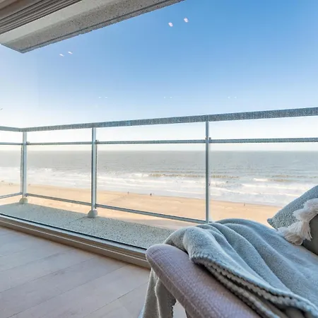 7 Op De Zeedijk In Voor Max 6 Personen Knokke-Heist